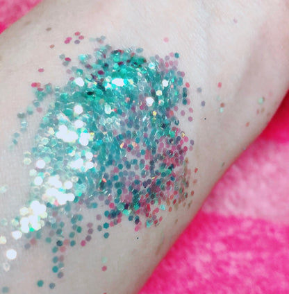 Inked Doll Cosmetics - Electric Lily Chunky Iridescent Glamdoll Glitter