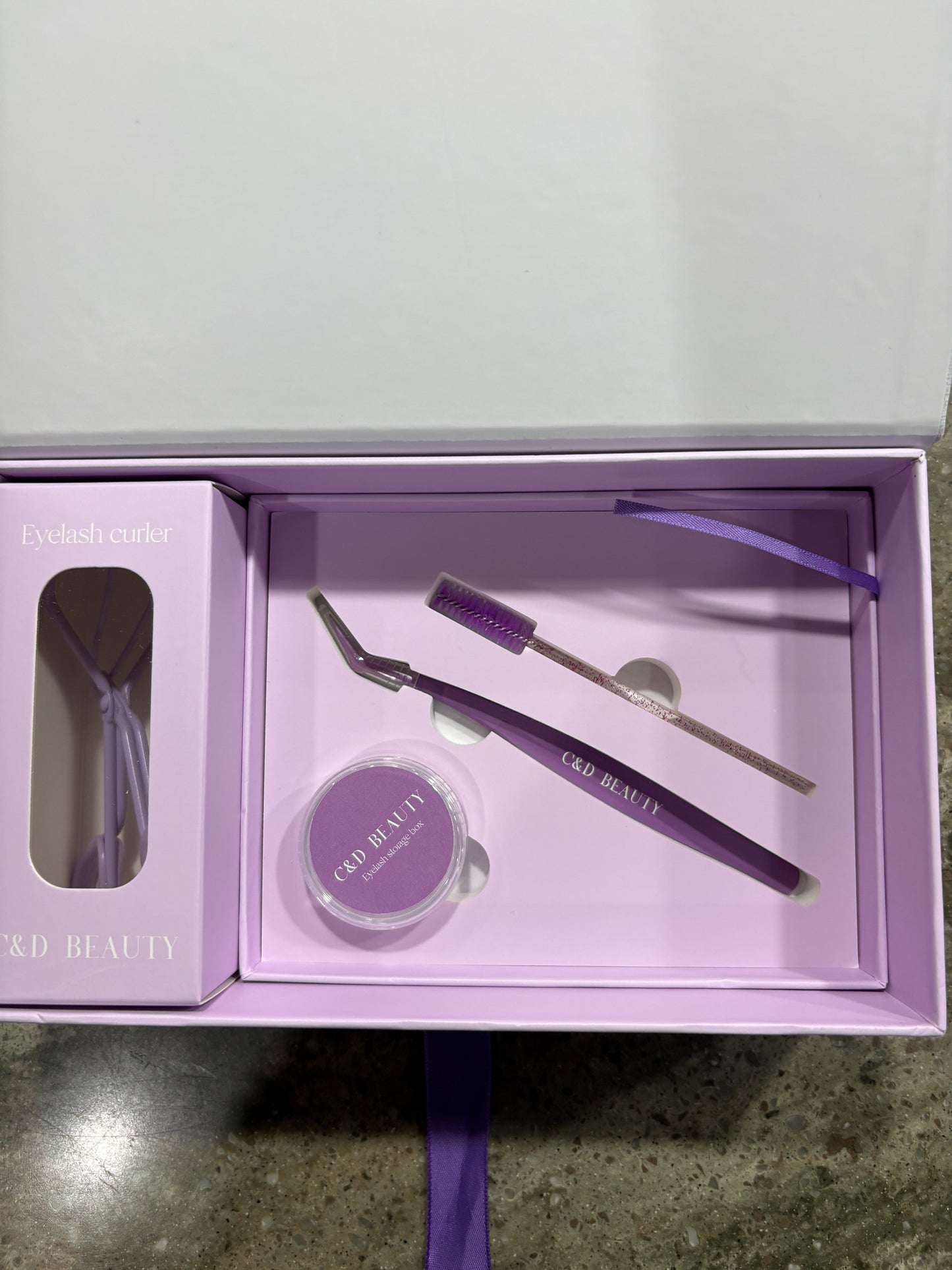 C & D Beauty - Sweetheart Press & Go Lash Kit